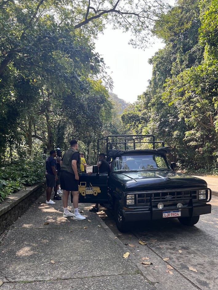 O que fazer (sozinha) no Rio de Janeiro - Tour de 4x4 na Floresta da Tijuca - o Jeep