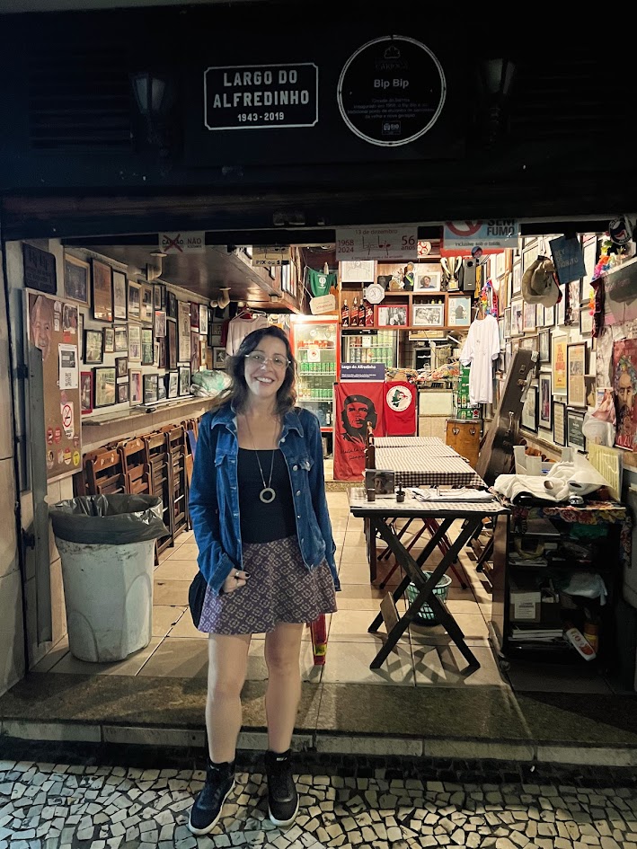O que fazer (sozinha) no Rio de Janeiro - Walking tour em Ipanema e Copacabana - Bar Bip Bip